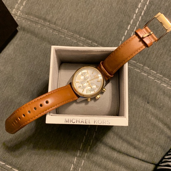 Micheal kors watch main image 6